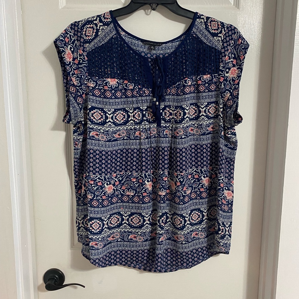 Navy blue, pink, and white women’s blouse. Very light and loose fitting.